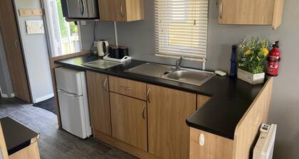 Beautiful 8 Berth Static at Tattershall Lakes