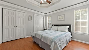 3 bedrooms, iron/ironing board, free WiFi, bed sheets