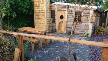 House | Outdoor dining