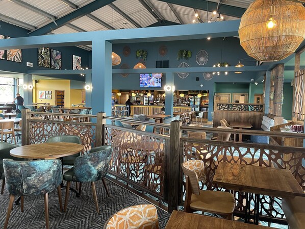 Chalet, Multiple Beds | Dining - Static Caravan - The Dizzard (Holsworthy)