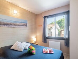 1 bedroom, iron/ironing board, WiFi