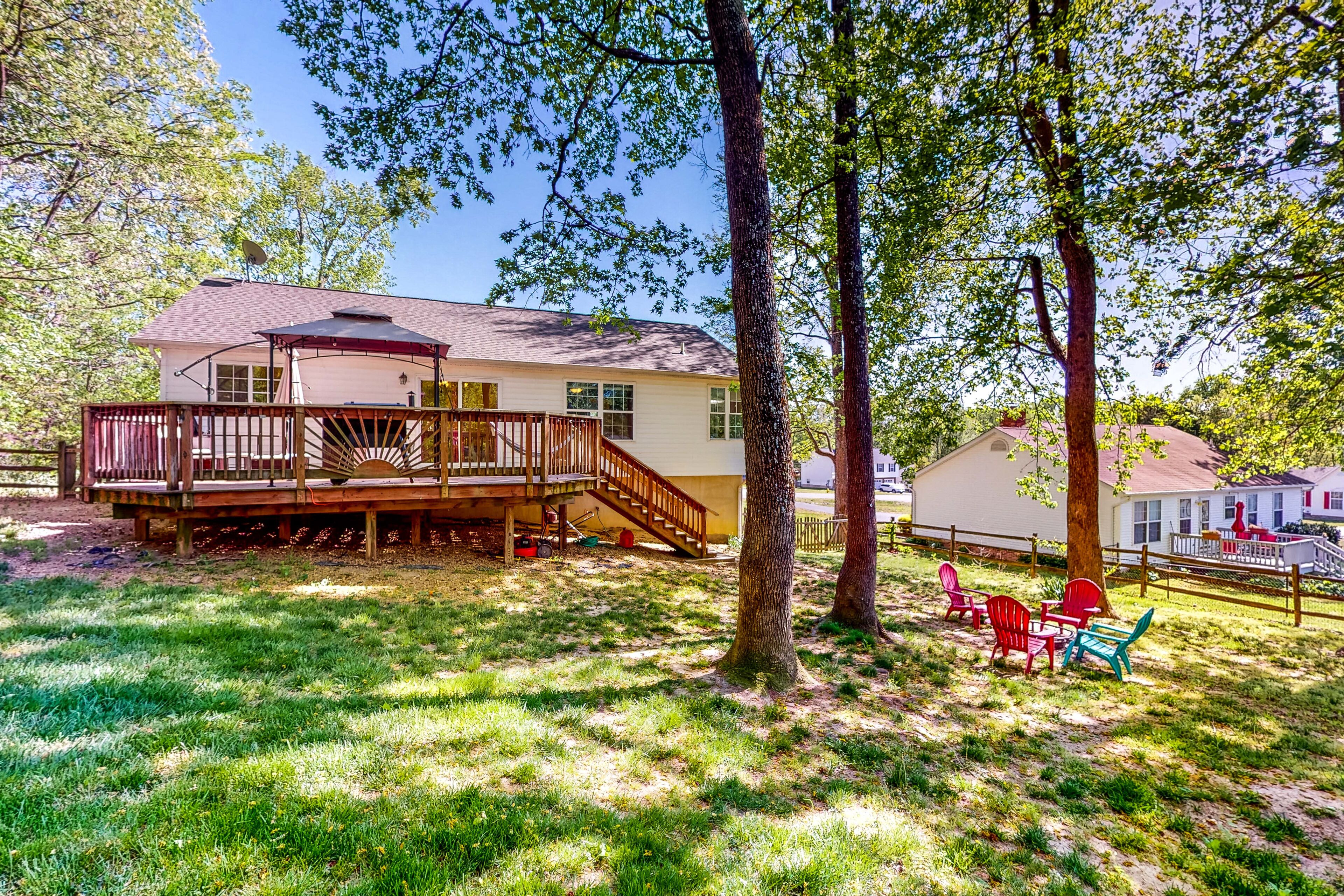 Beautiful Dog-Friendly Retreat with Spacious Deck