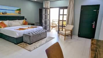 Rom – deluxe | 1 soverom, individuelt dekorert, individuelt innredet og skrivebord