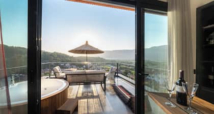 Kikonia Art & Suites