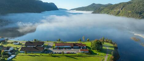 المنشأة من الخارج