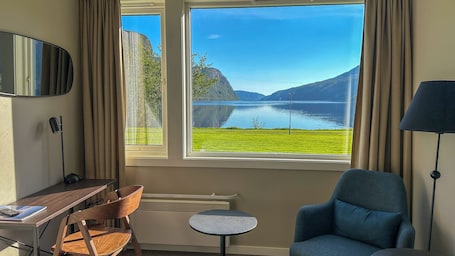 Basic Double Room. Sirdalsvatnet Hotel