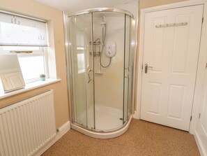 Shower - Bay Tree Cottage (Keswick)
