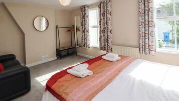 2 bedrooms, individually decorated, individually furnished, free WiFi