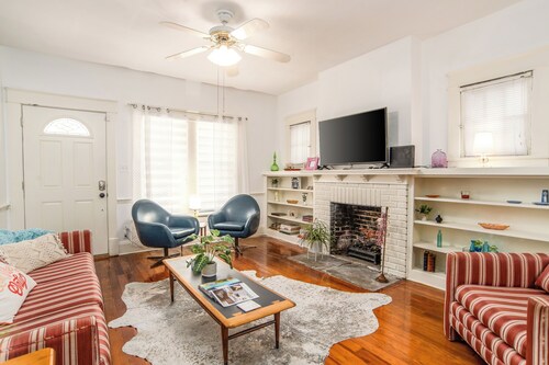 Boho Château in Downtown LKLD. Close to Florida Southern, Lake Morton, SEU