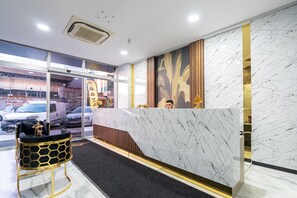 Reception - WP White Palace Hotel (Istanbul)