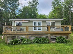 Terrace/patio - CAIA Lakeside Retreat- Sunken Lake, NS (Sunken Lake)