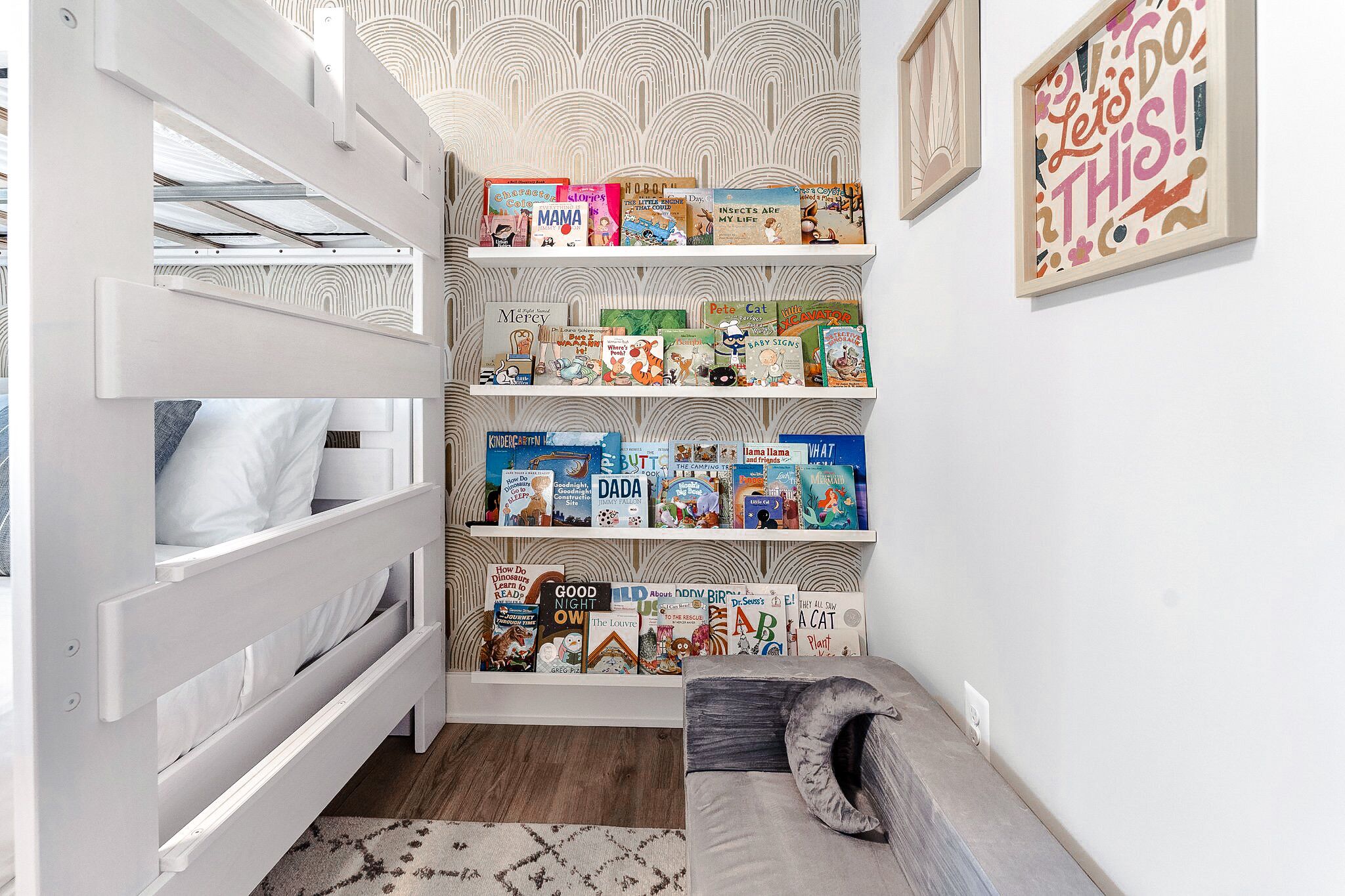 3 habitaciones, escritorio, tabla de planchar con plancha y wifi gratis 