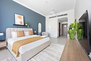 Egyptian cotton sheets, premium bedding, memory-foam beds, in-room safe - Silkhaus Art Gardens, Al Barsha 1  Dubai (Dubai)