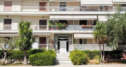 Lovely 2 Bedroom condo in Glyfada