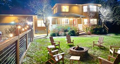 *5Bdrooms*HotTub*4KingBeds*5minParkway