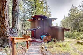 Image of Off-the-grid tower retreat with private hot tub & scenic deck - dog-friendly