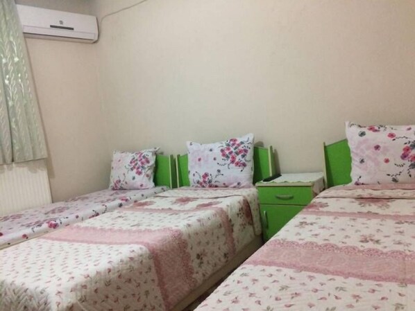 免费 WiFi、床单