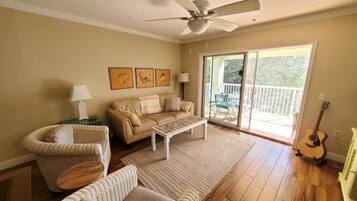 Condo, Multiple Beds, Balcony, Pool View | Interior