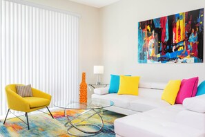 2 bedrooms, Internet - Family Friendly 2 Bd Close to Disney Storey Lake 105 3161 (Kissimmee)