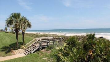 Khuôn viên nơi lưu trú