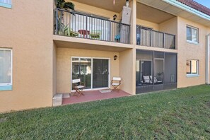 Appartement, Meerdere bedden, toegang tot zwembad, uitzicht op zwembad | Exterieur