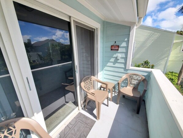Condo, Multiple Beds, Kitchen, Pool View | Property grounds