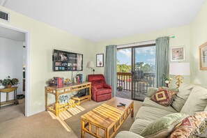 Living area - St. Augustine Ocean and Racquet 1202 (St. Augustine)