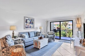 Living area - Summerhouse 147 (St. Augustine)