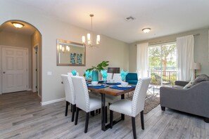 2 Schlafzimmer, Schreibtisch, Internetzugang