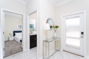 Apartment | 4 Schlafzimmer, Schreibtisch, schallisolierte Zimmer, Internetzugang