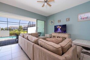 House - Marvelous 4 Bedroom w Pool Festival Resort 197 (Davenport)