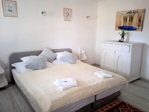 4 chambres, Wi-Fi gratuit, draps fournis
