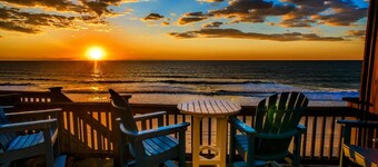 Get Salty! - FRONT ROW BEACH FRONT CONDO