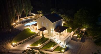 Holiday House Brajkovic With Pool in Konavle