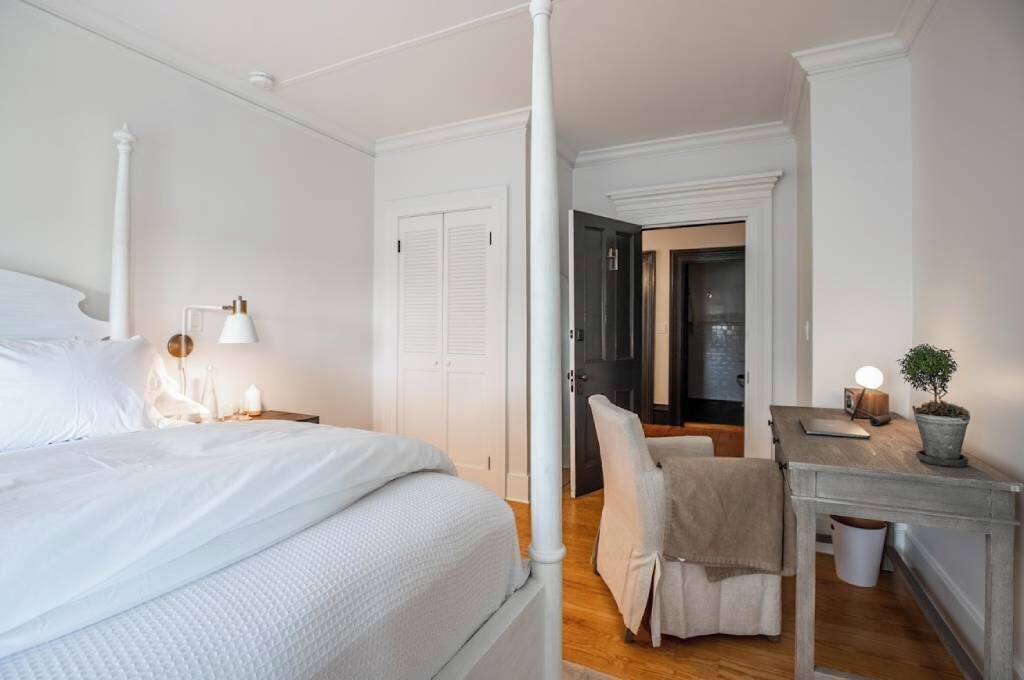 1 chambre, fer et planche à repasser, Wi-Fi, draps fournis