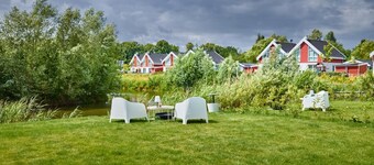 1 - 4 Personen Haustiere Willkommen Großer Garten 2 Schlafzimmer, 1 Bad mit Dusche und WC, Whirlpool, Sauna, 1 WC Separat
