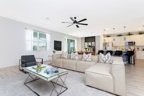 House | 8 bedrooms, Internet - Luxury 8Br With Pool Sonoma s Resort Star 2639 (Kissimmee)