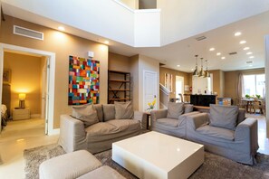 Apartment | 4 bedrooms, in-room safe, desk, Internet - Gorgeous 4 Bd Close to Disney Magic Village 3114 (Kissimmee)