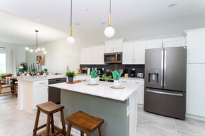 House | 2 bedrooms, soundproofing, Internet - Gorgeous 2Bd Apto Close to Disney Storey Lake 404 3191 (Kissimmee)