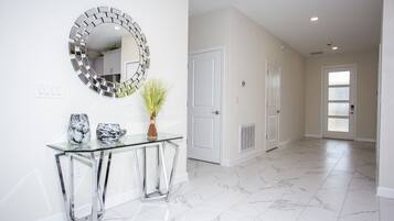 Vila | 8 quartos, acesso à internet de alta velocidade