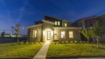 Vila | 8 quartos, acesso à internet de alta velocidade