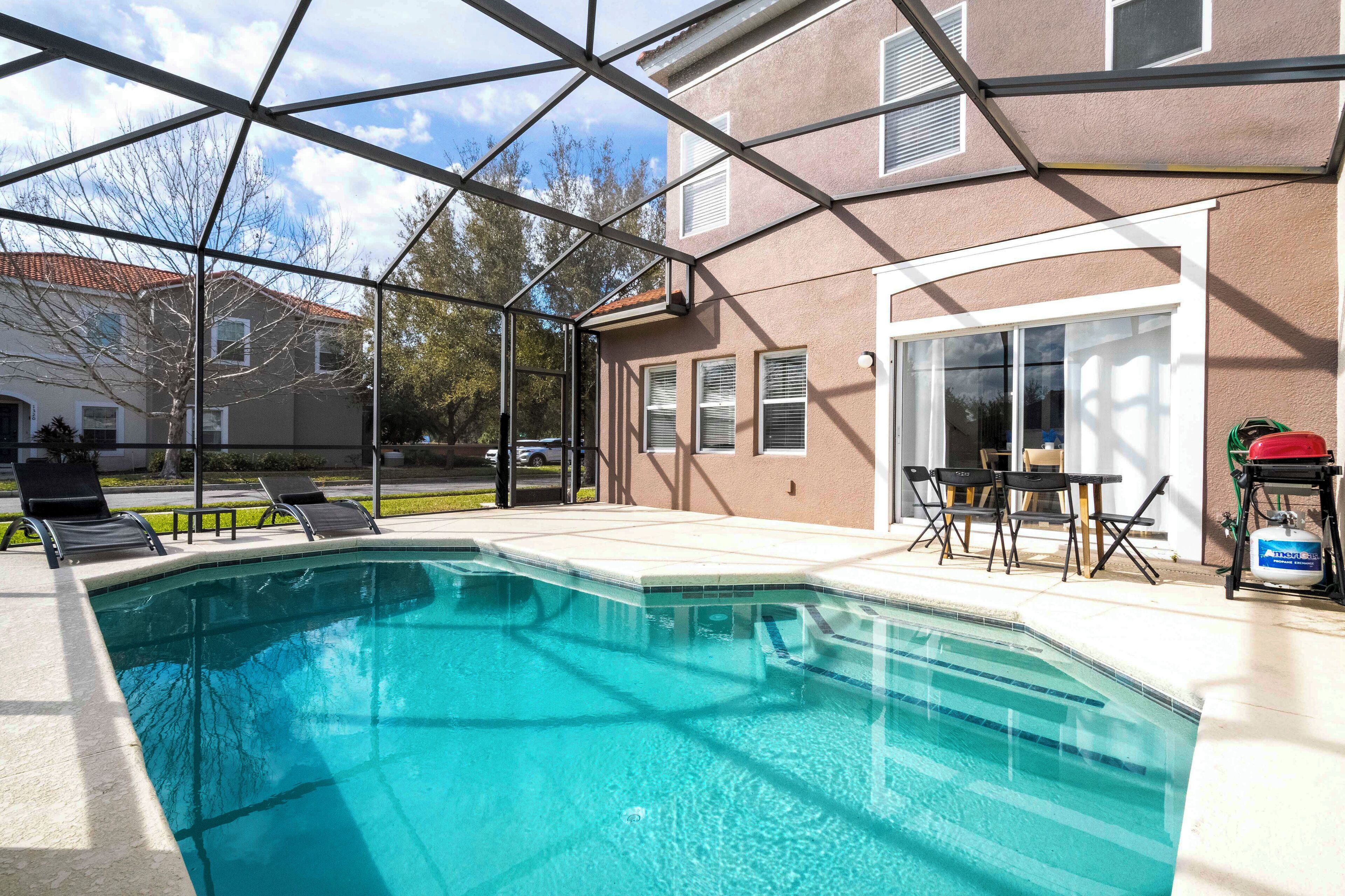 公寓 | 4 間臥室、網路服務