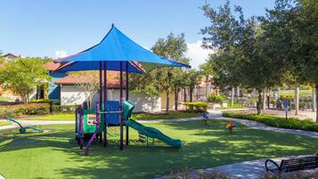 Apartment | 4 bedrooms, Internet