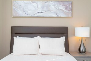 Apartamento | 5 dormitorios, escritorio, sistema de insonorización y Internet