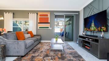 Apartment | 5 bilik tidur, meja, kalis bunyi, Internet