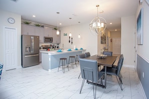 Apartment | 5 bedrooms, Internet