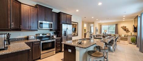 Hus | 8 soveværelser, internet