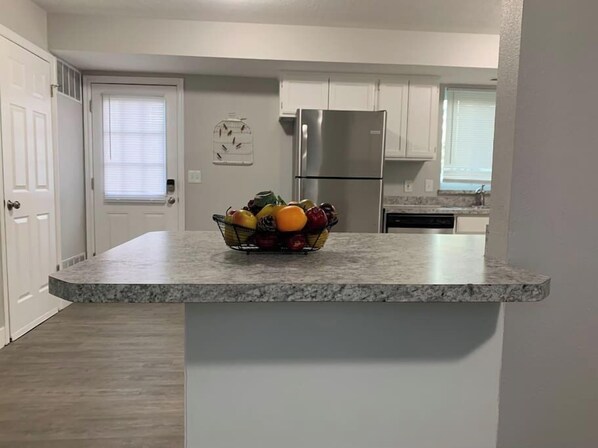 Fridge, microwave, oven, stovetop - Rooms with a (Mountain) View! (Pleasant Grove)