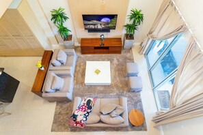 House | 4 bedrooms, soundproofing, Internet
