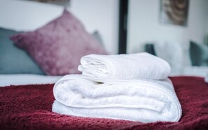 Apartment, Multiple Beds | 2 bedrooms, iron/ironing board, free WiFi, bed sheets - Charming 2-bed Apartment in London (London)